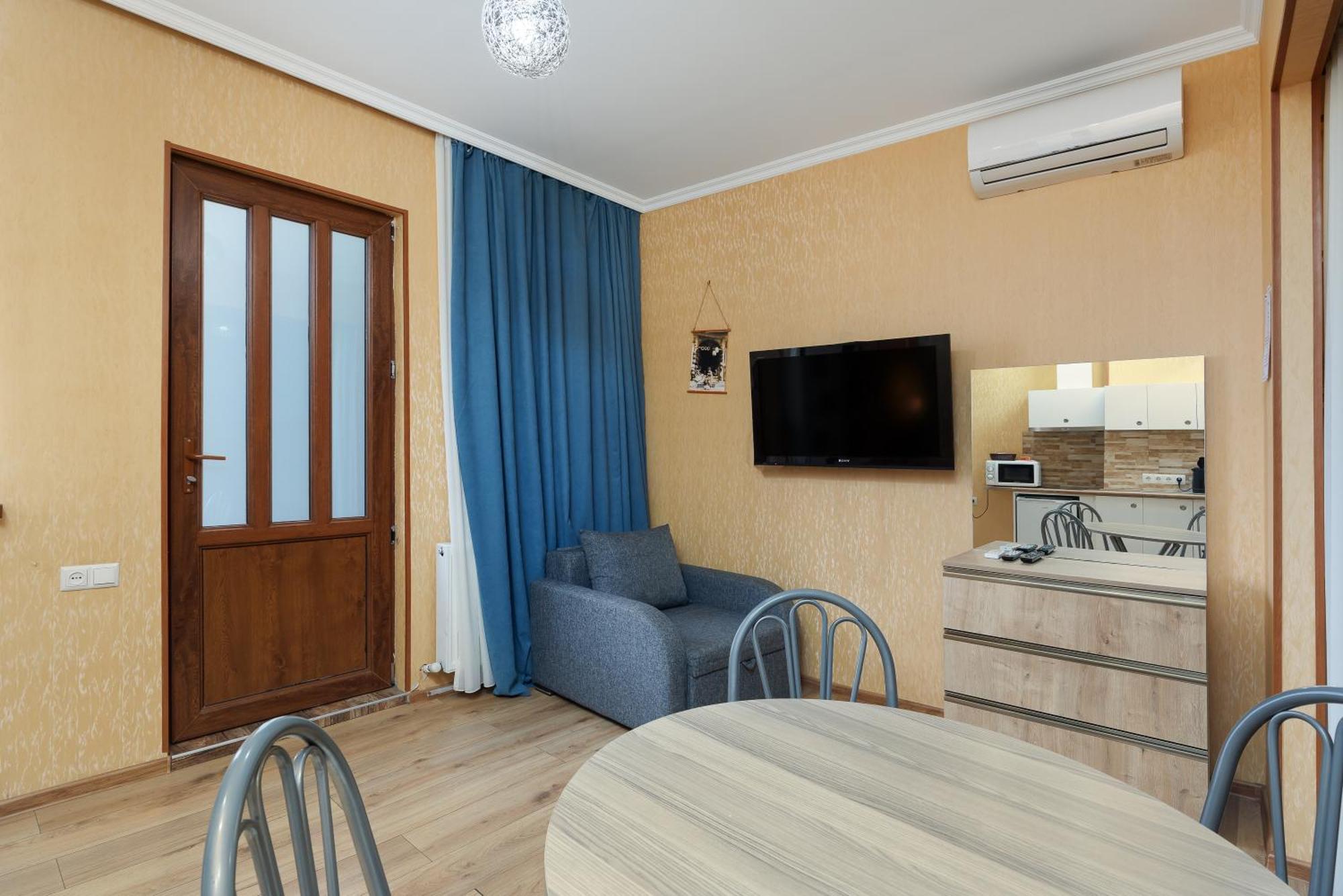 Apartments With Wine Cellar In Old Tbilisi Buitenkant foto