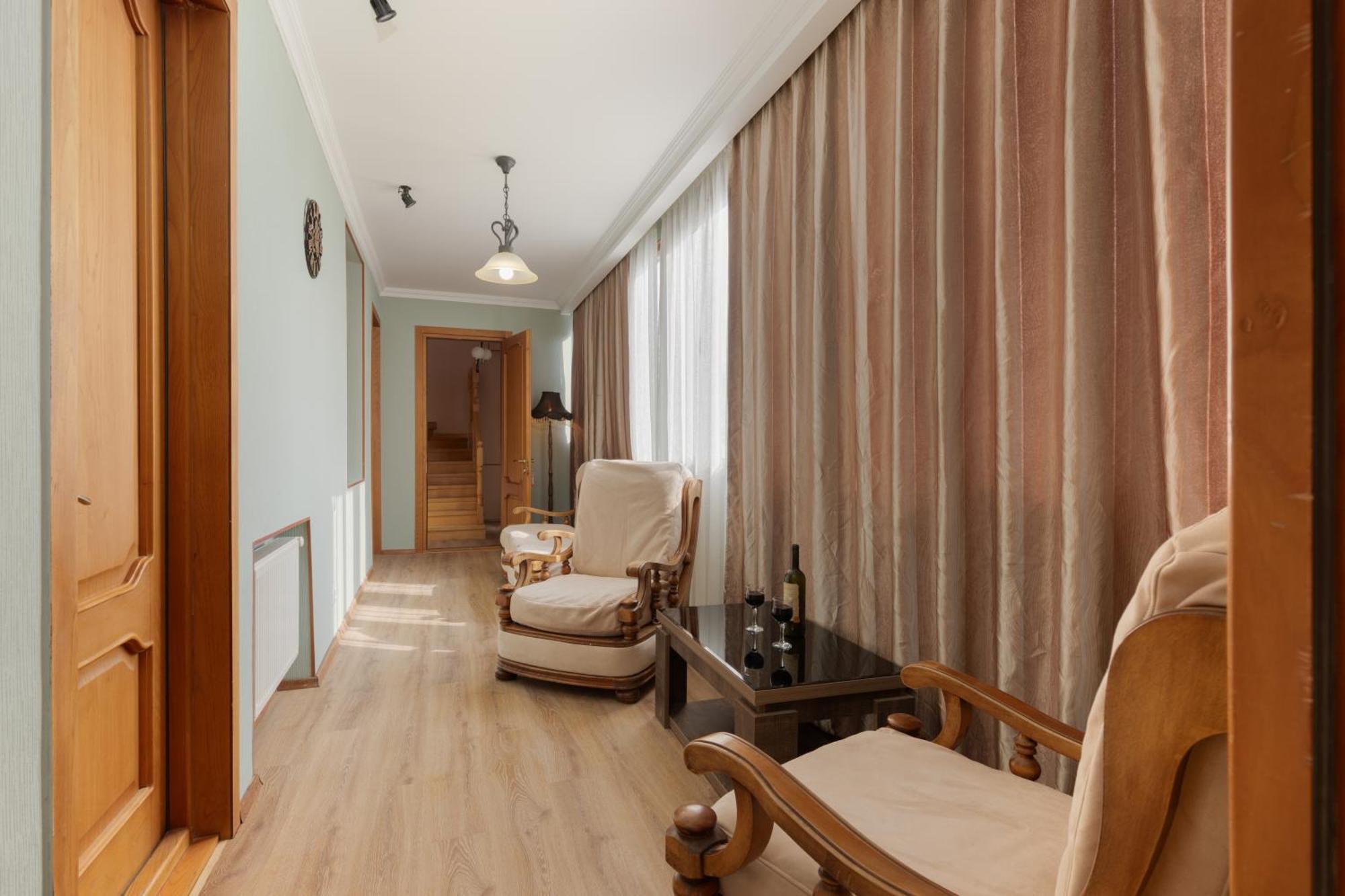 Apartments With Wine Cellar In Old Tbilisi Buitenkant foto